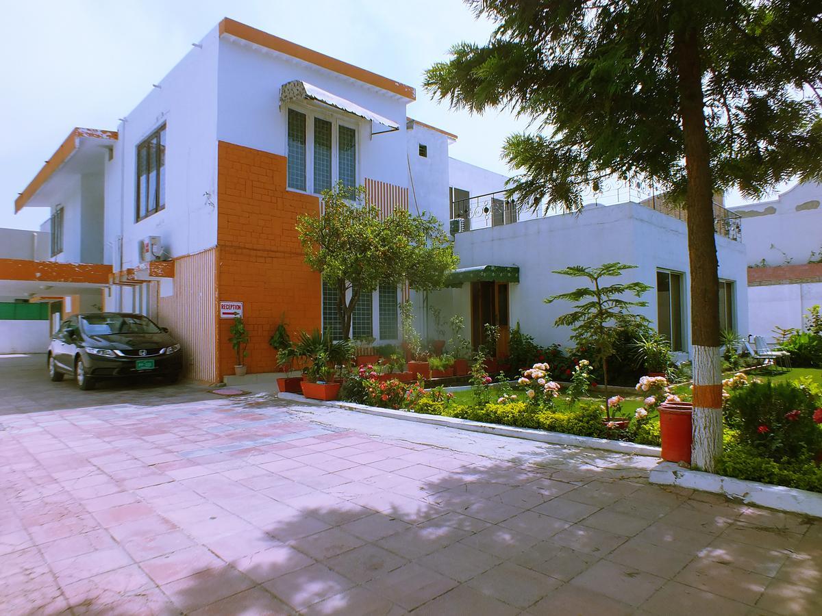 Capetown Guest House Islamabad Buitenkant foto