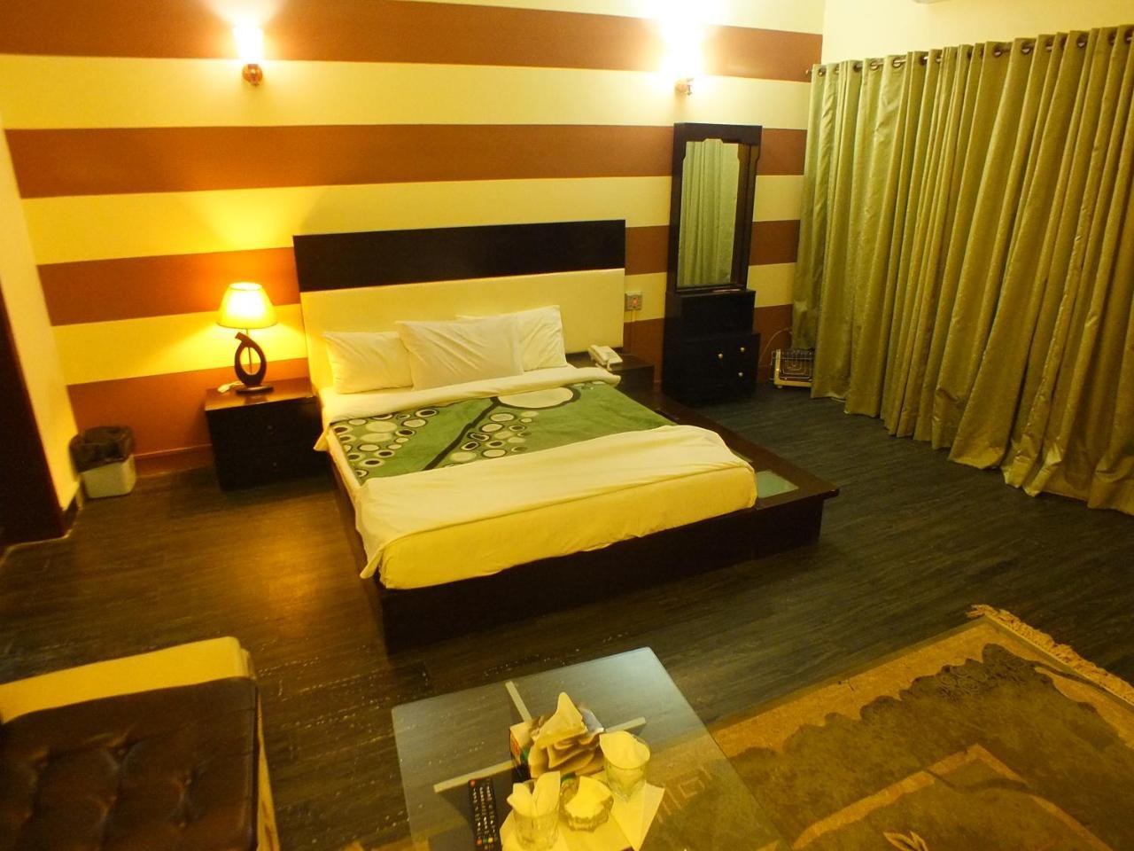 Capetown Guest House Islamabad Buitenkant foto